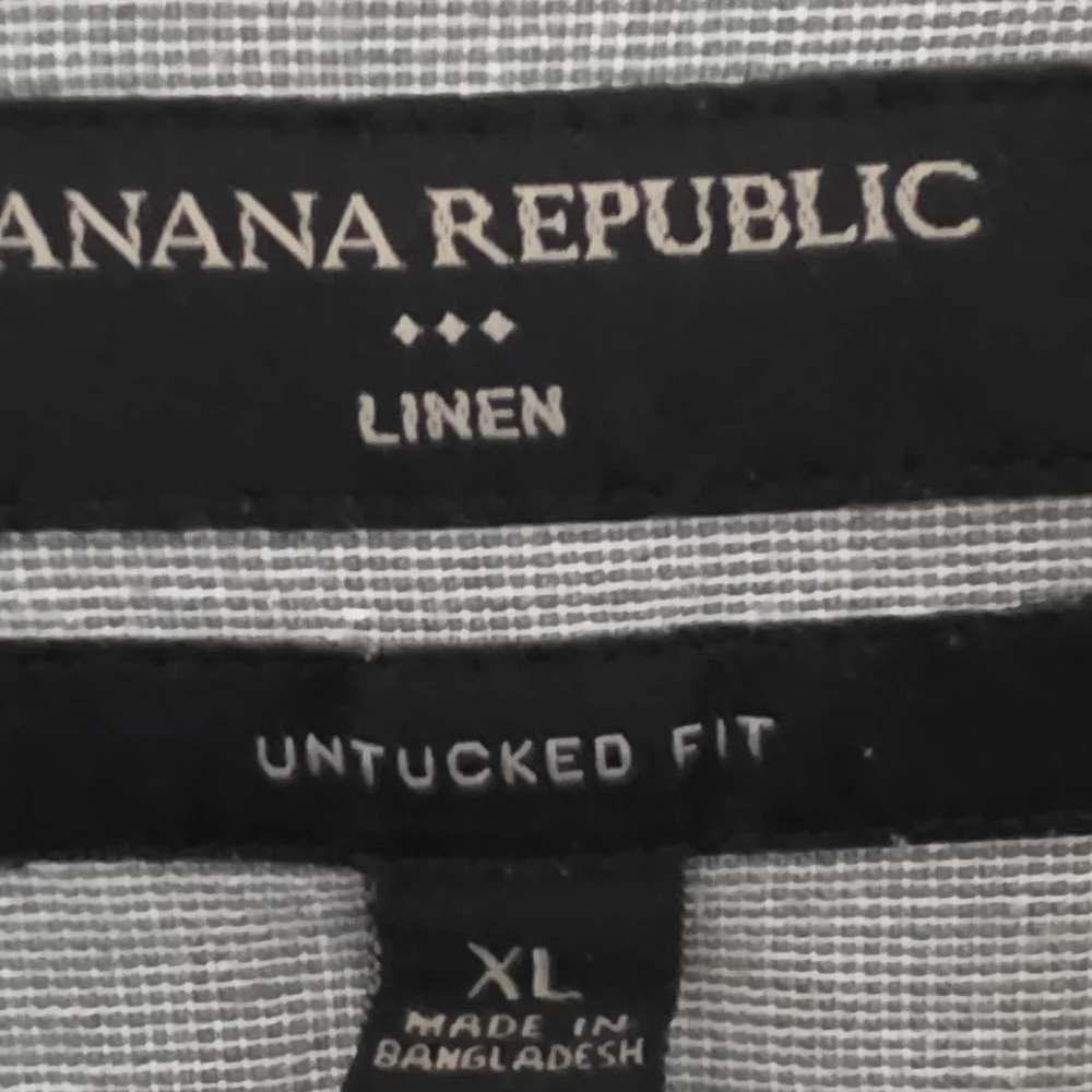 Banana‎ Republic Linen Cotton Shirt Size XL Untucked Fit Long Sleeve Button-up